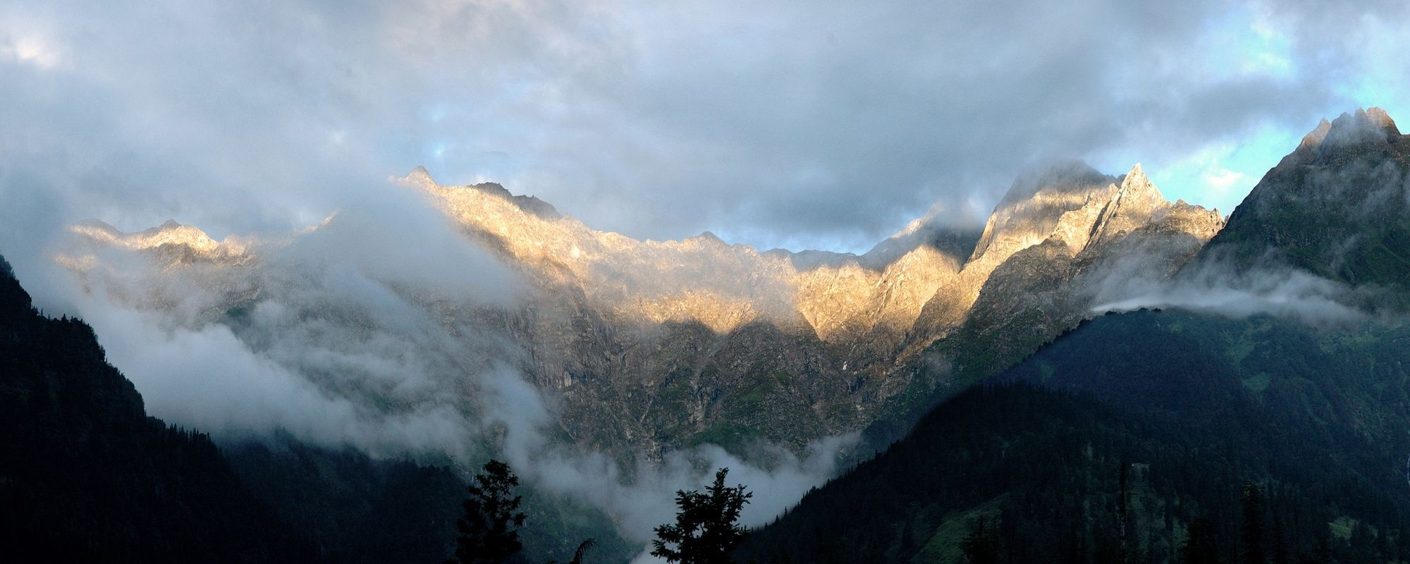 Solang Valley Resort Palchan Exterior photo